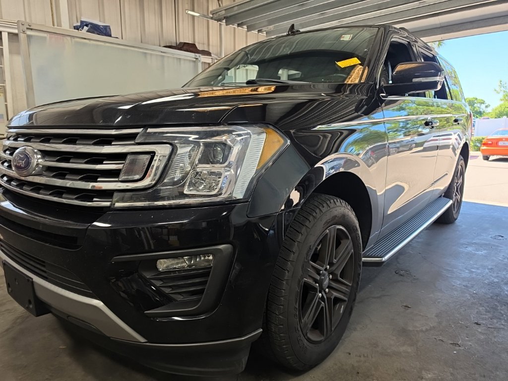 Used 2020 Ford Expedition XLT w/ Equipment Group 202A RWD image 7
