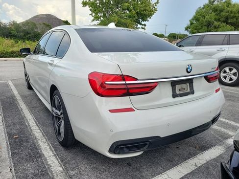 Used 2019 BMW 740i w/ Executive Package RWD image 4
