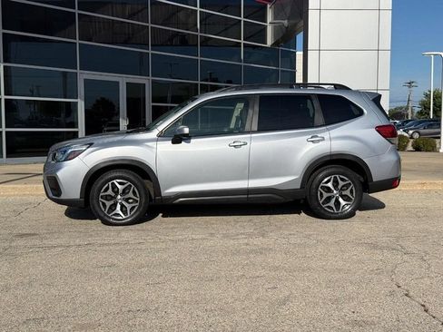 Used 2020 Subaru Forester Premium w/ Popular Package #1 AWD/4WD image 6