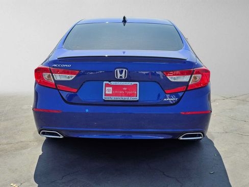 Used 2022 Honda Accord Sport image 4