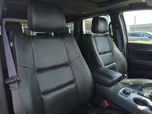 Used 2020 Jeep Grand Cherokee Limited AWD/4WD image 38