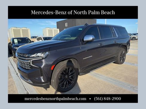 Used 2023 Chevrolet Suburban Premier AWD/4WD image 1