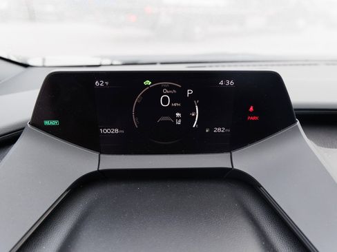 Certified 2024 Toyota Prius XLE image 17