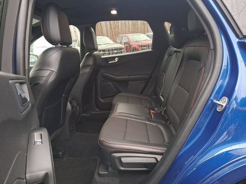 Used 2023 Ford Escape ST-Line w/ Tech Pack #1 AWD/4WD image 10