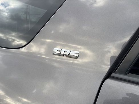 Used 2014 Toyota 4Runner SR5 Premium image 11