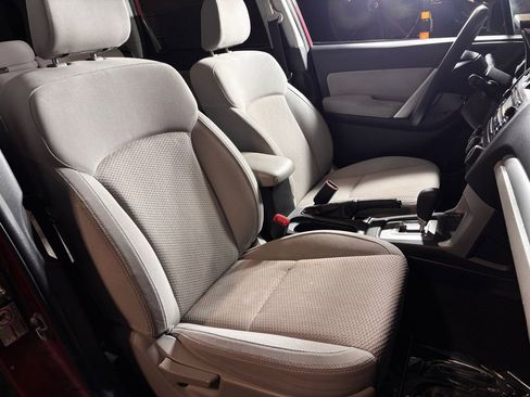 Used 2015 Subaru Forester 2.5i Premium w/ All-Weather Package AWD/4WD image 15