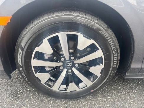 Used 2026 Honda Odyssey EX-L image 11