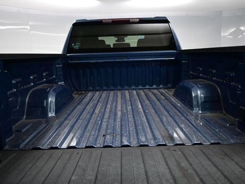 Used 2024 Chevrolet Silverado 1500 LT AWD/4WD image 12