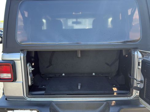 Used 2019 Jeep Wrangler Sport AWD/4WD image 17