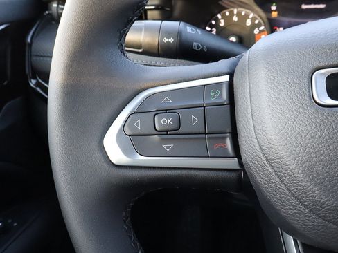 New 2026 Jeep Compass Latitude image 24