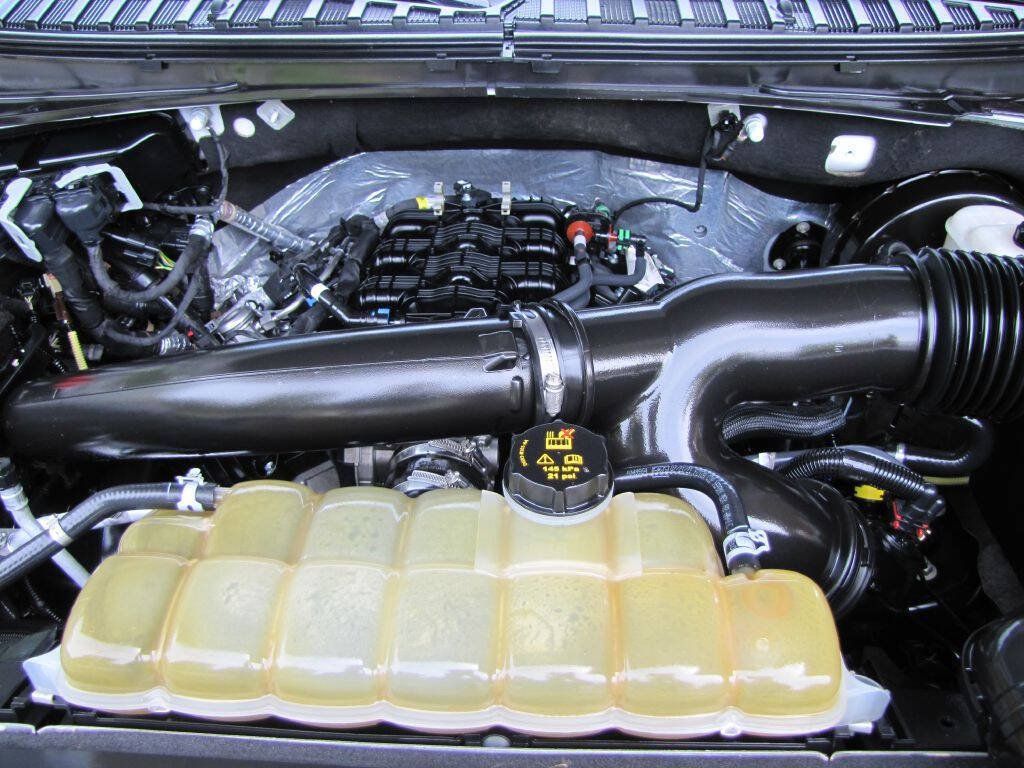 Used 2021 Ford Expedition XLT RWD image 31