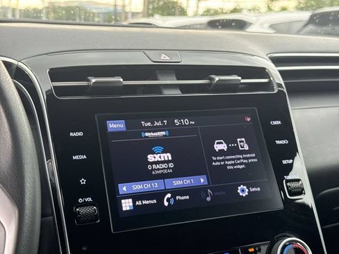 Certified 2022 Hyundai Santa Cruz SEL AWD/4WD image 16