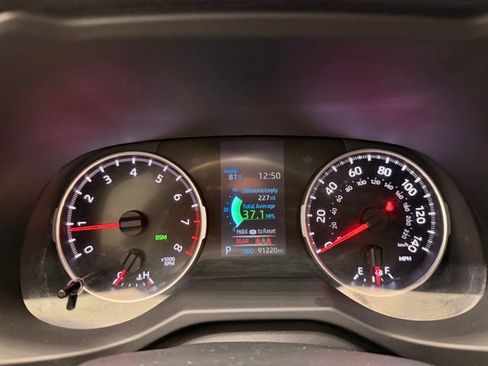 Used 2020 Toyota RAV4 XLE w/ Convenience Package AWD/4WD image 29