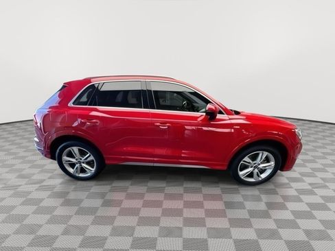 Used 2023 Audi Q3 2.0T Premium Plus w/ Premium Plus Package image 9