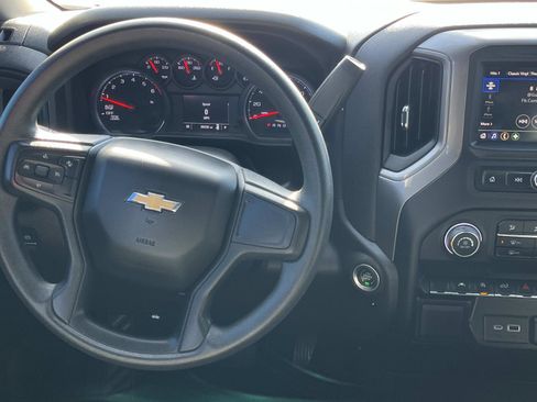 Used 2023 Chevrolet Silverado 1500 Custom image 13