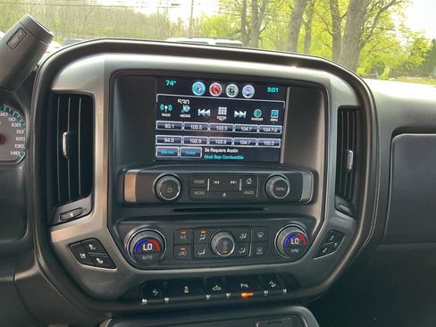 Used 2018 Chevrolet Silverado 1500 LTZ Z71 w/ LTZ Plus Package AWD/4WD image 14