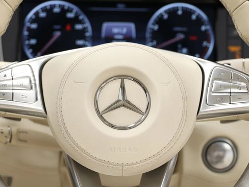 Used 2017 Mercedes-Benz S 550 Cabriolet image 21