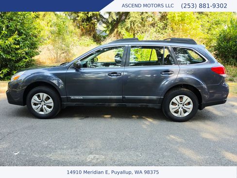 Used 2014 Subaru Outback 2.5i AWD/4WD image 2
