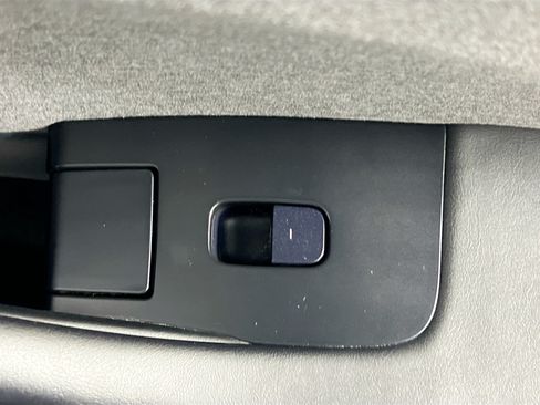 Used 2025 Tesla Model 3 Long Range RWD image 30