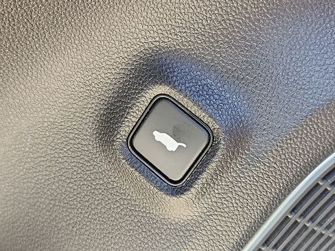 Certified 2023 Acura MDX SH-AWD w/ Advance Package image 28