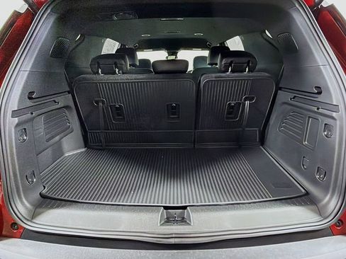 New 2026 Chevrolet Traverse Z71 w/ LPO, Floor Liner Package AWD/4WD image 21