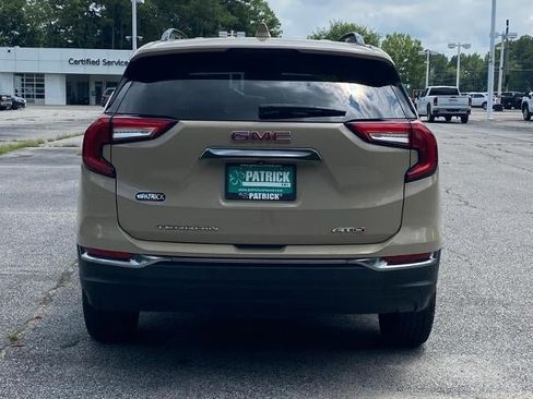 Used 2022 GMC Terrain AT4 w/ Infotainment Package II AWD/4WD image 4