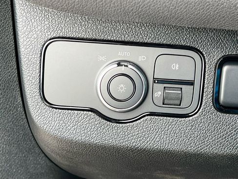 New 2025 Mercedes-Benz Sprinter 2500 image 11