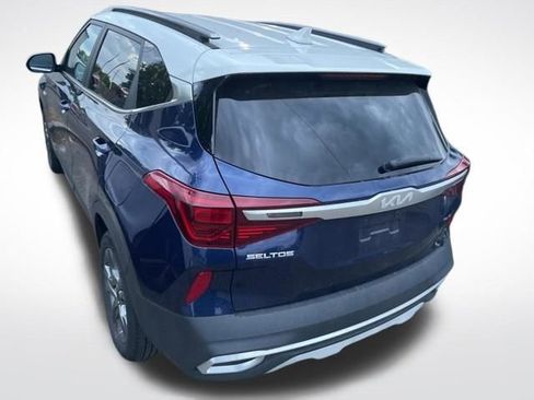 Used 2023 Kia Seltos S w/ Navigation Package image 6