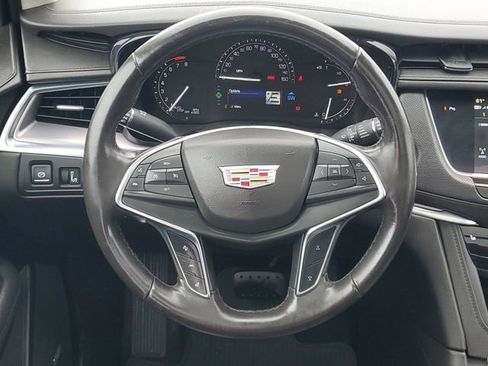 Certified 2018 Cadillac XT5 Luxury w/ Driver Awareness Package AWD/4WD image 14