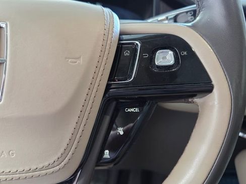 Used 2021 Lincoln Aviator Reserve w/ Equipment Group 202A image 28