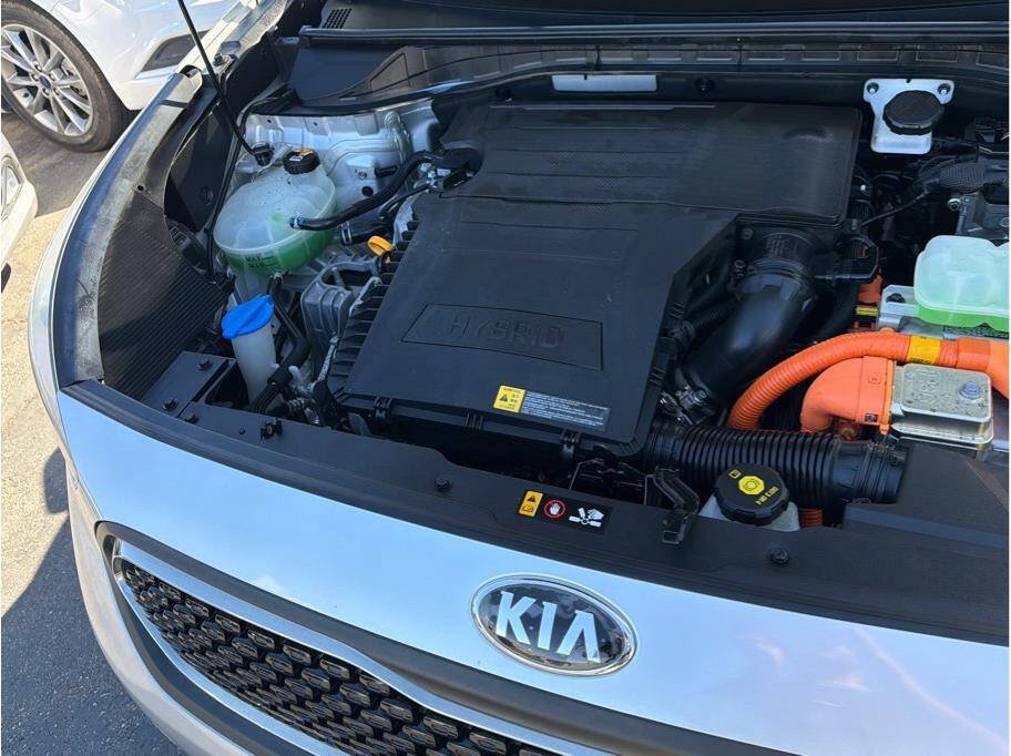 Used 2019 Kia Niro LX FWD image 26