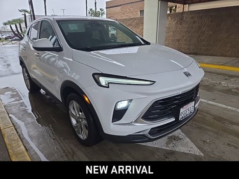 Used 2025 Buick Encore GX Preferred image 4