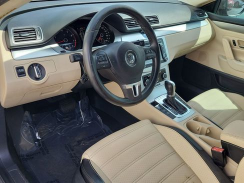 Used 2012 Volkswagen CC Sport FWD image 9