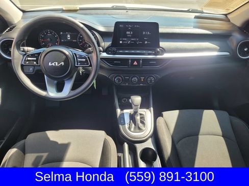 Used 2024 Kia Forte LXS w/ LXS Technology Package FWD image 9