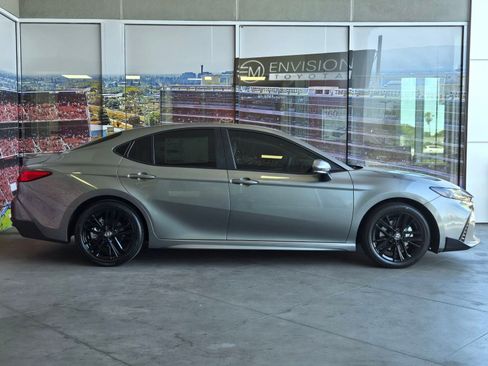 Certified 2026 Toyota Camry SE FWD image 4