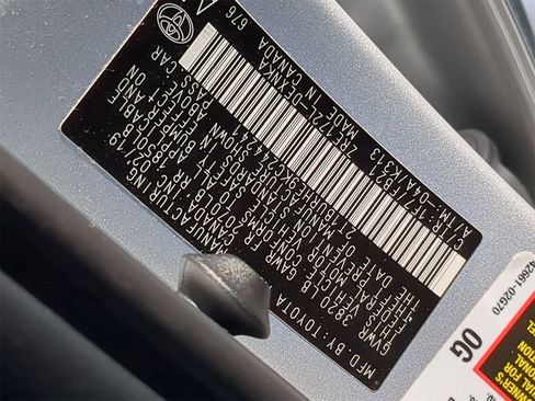 Used 2019 Toyota Corolla LE image 40