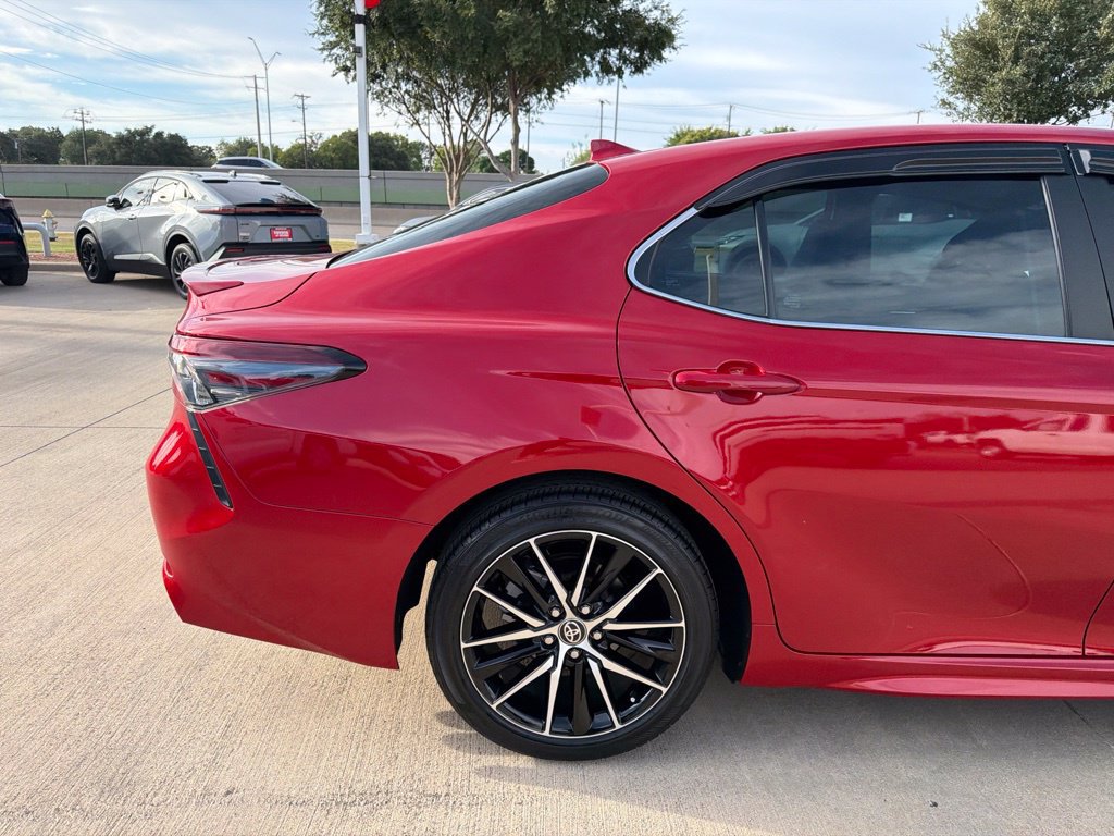 Used 2024 Toyota Camry SE FWD image 12