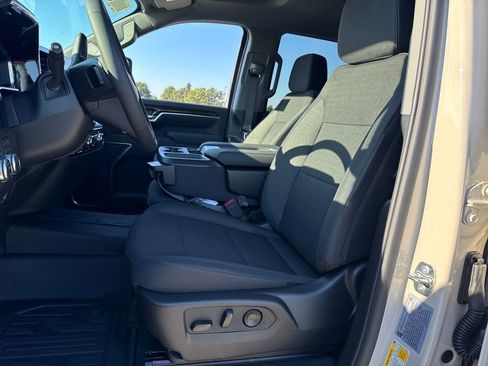 New 2026 GMC Sierra 2500 SLE w/ SLE Value Package; image 17