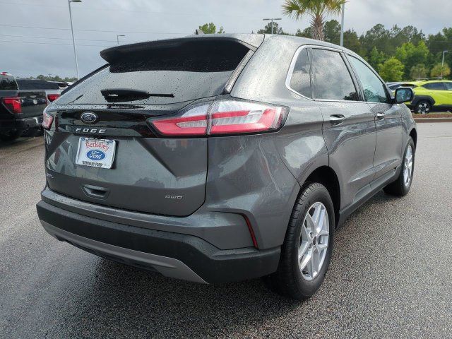 Used 2024 Ford Edge SEL AWD/4WD image 4