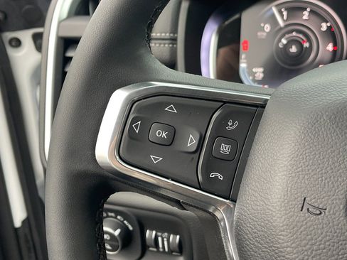 Used 2025 RAM 2500 Laramie image 26