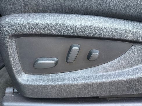 Used 2017 Chevrolet Silverado 1500 LT w/ All Star Edition image 18