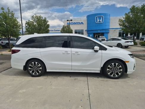 New 2026 Honda Odyssey Elite image 10