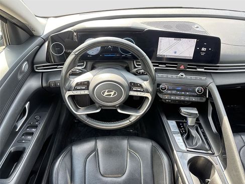 Used 2024 Hyundai Elantra Limited FWD image 24