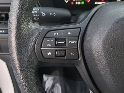 Used 2024 Honda CR-V LX image 22