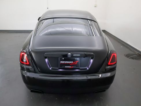 Used 2018 Rolls-Royce Wraith RWD image 10