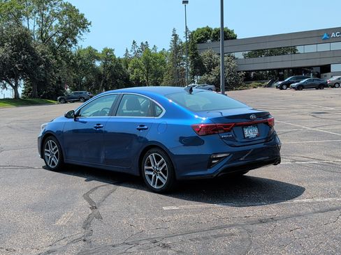 Used 2020 Kia Forte EX FWD image 3