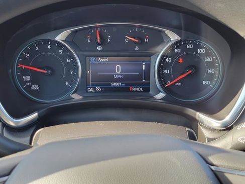 Used 2024 Chevrolet Equinox LS w/ LS Convenience Package image 14