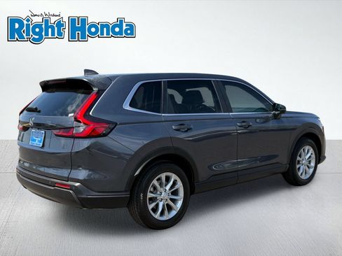 Used 2025 Honda CR-V EX-L image 8