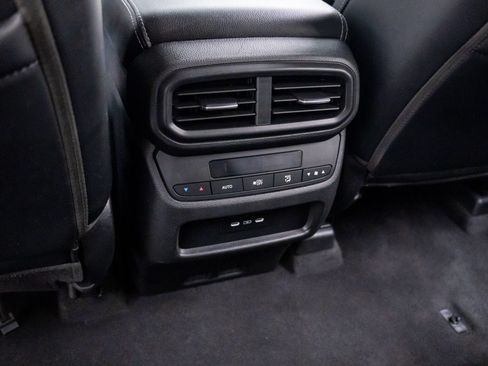 Used 2024 Honda Pilot EX-L image 19
