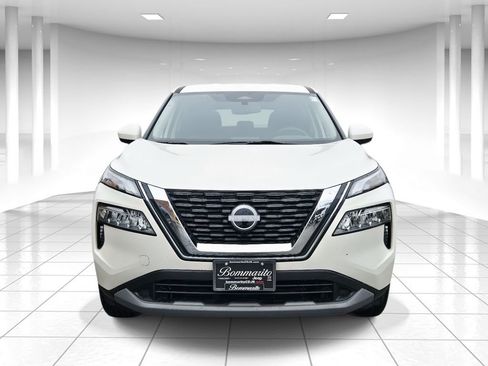 Used 2023 Nissan Rogue SV AWD/4WD image 8